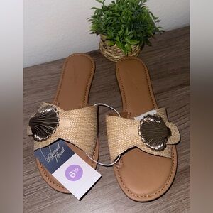 Women's Nesryn Raffia Shell Ornament Slide Sandals - Universal Thread™ Tan